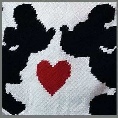 Mickey Mouse & Minnie Mouse Kiss Heart C2C Graphgan